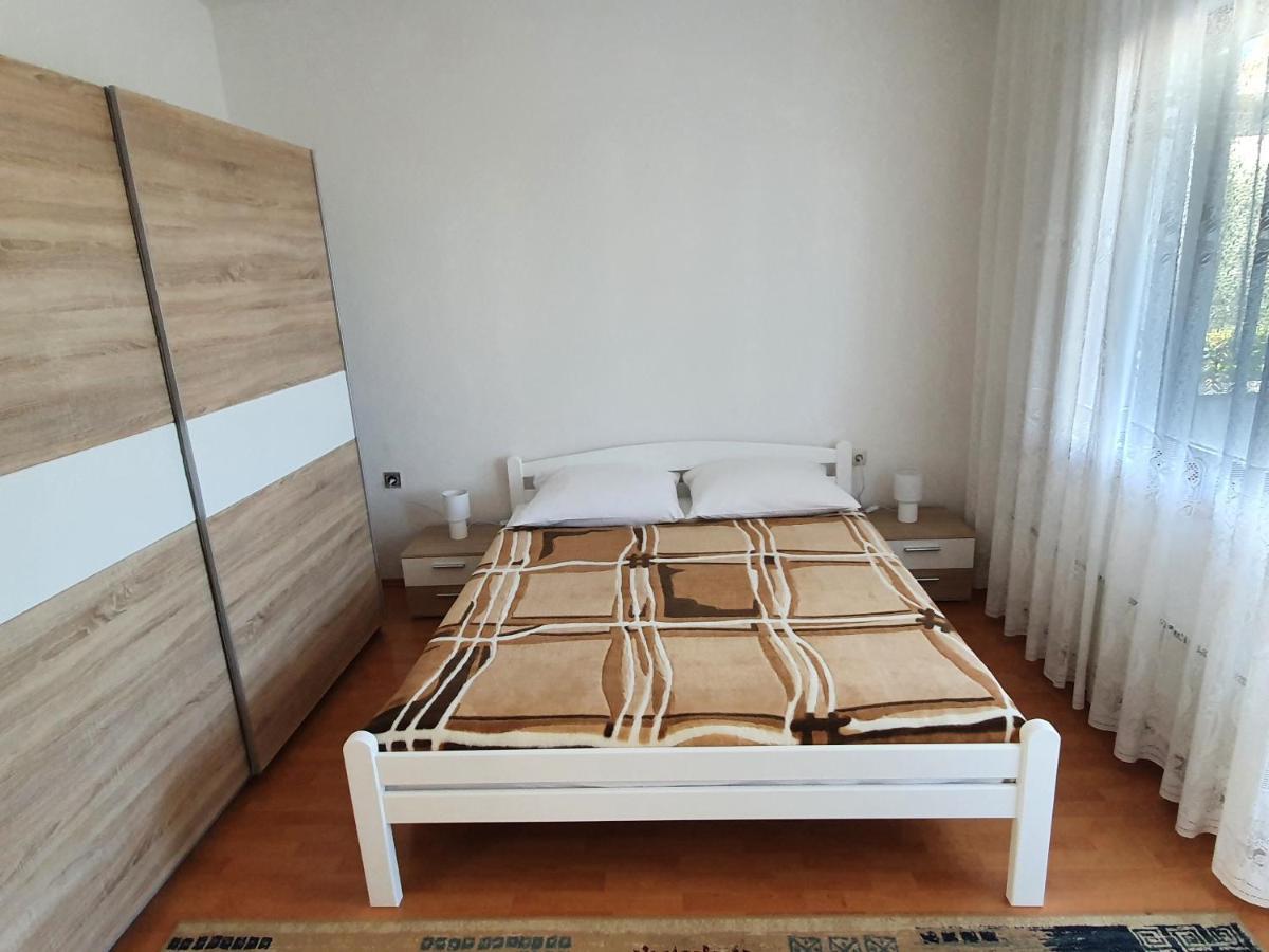 Apartmani Malinska Ngoại thất bức ảnh